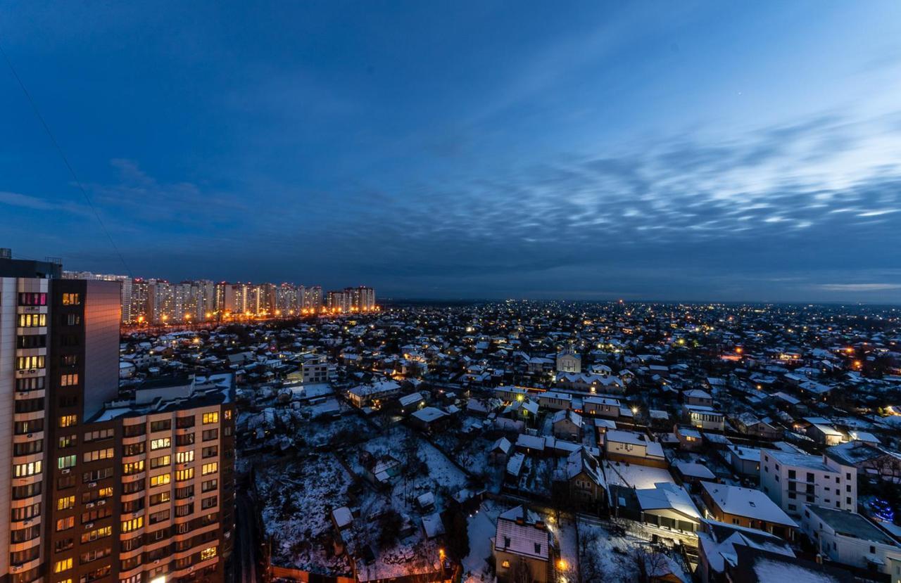 Luxury Apartment, Dniprovska Embankment26, Sokorki Kiev Ngoại thất bức ảnh